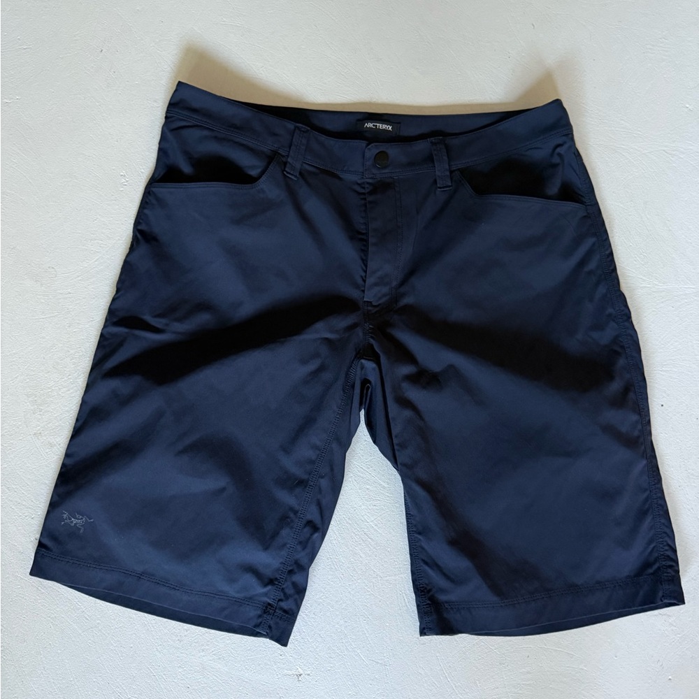 Arc'teryx Blue Flat Front Shorts Lightweight Minimalist Design